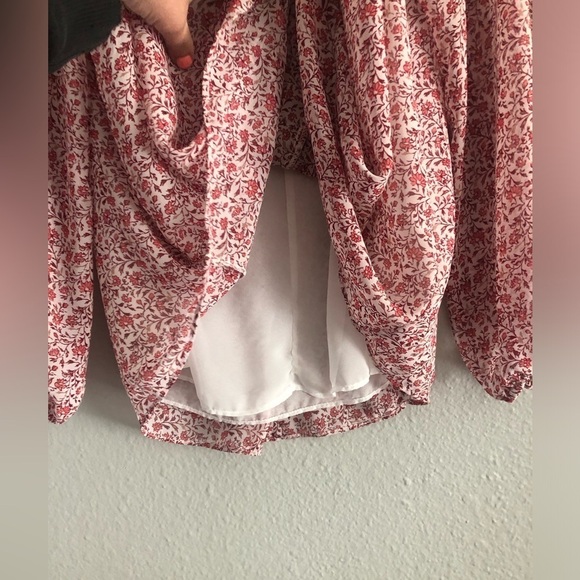 Max Studio Boho Long Sleeve Floral Blouse size Small - Picture 3 of 4